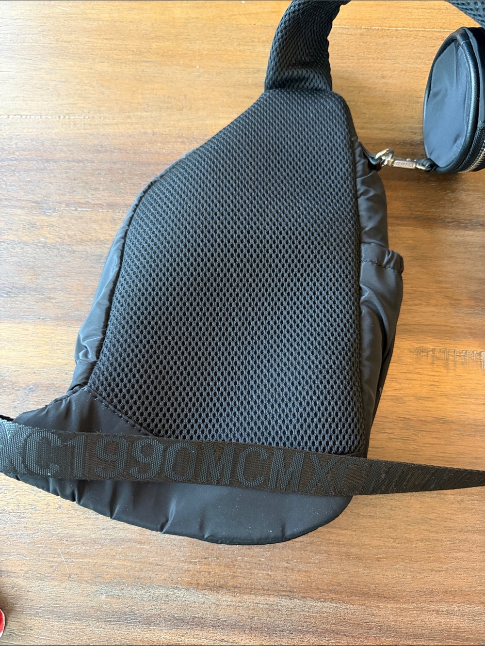 Steve Madden Black Quilted Sling Crossbody Bag - NWOT - Picture 14 of 14